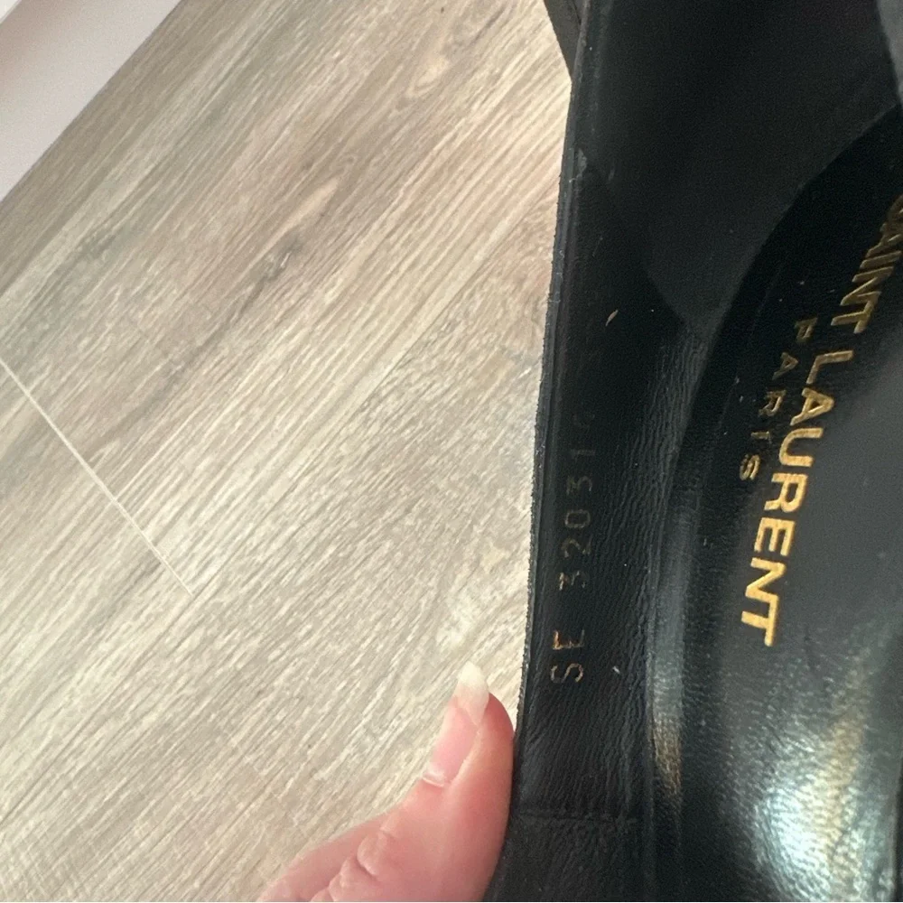 Saint Laurent black leather pointed toe high heels - Picture 9 of 10